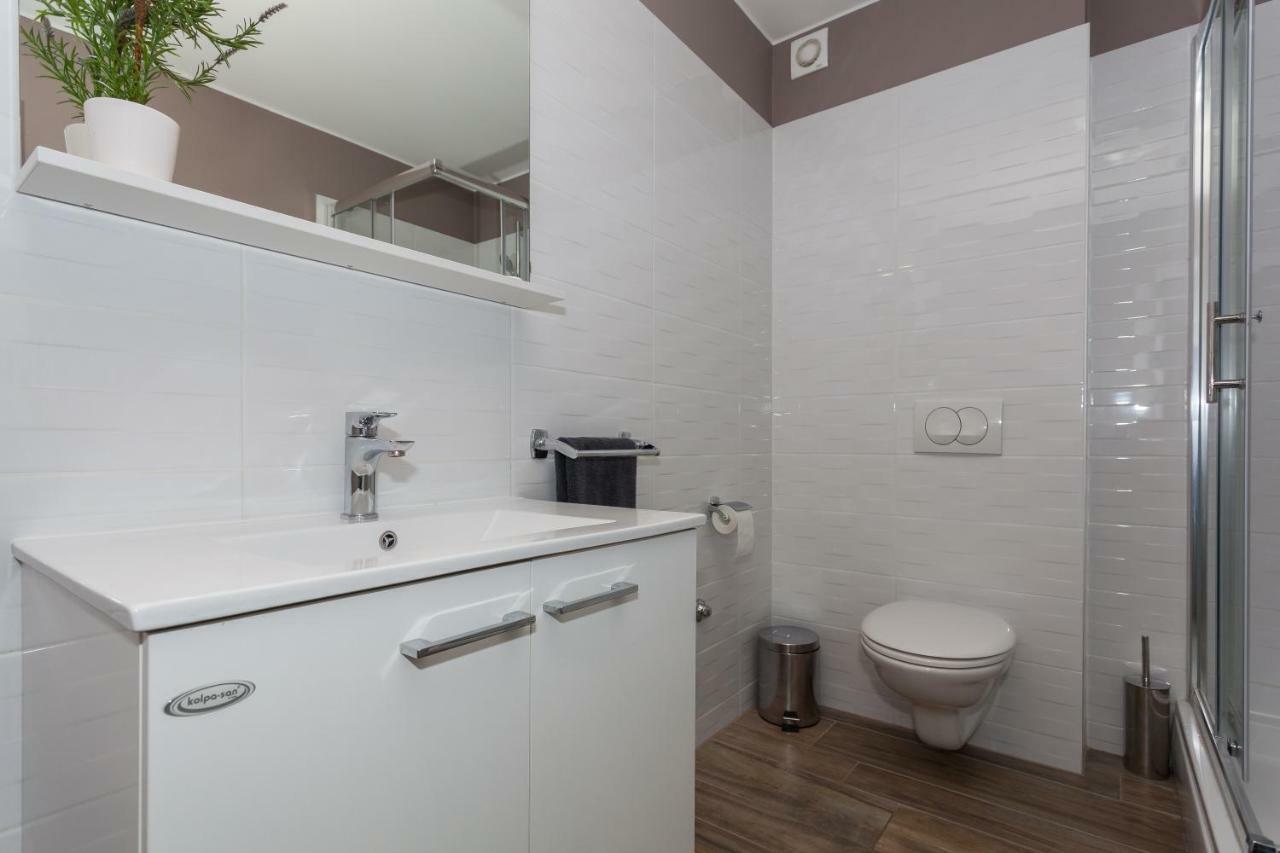 Apartmani Pocco Locco Biograd Na Moru Esterno foto